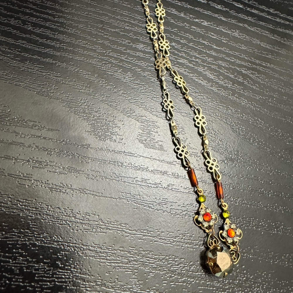 Elegant Gold and Orange Floral Necklace